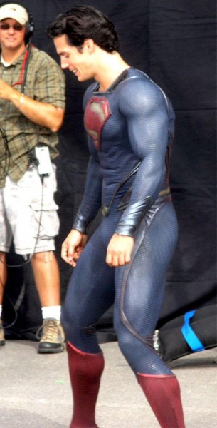 Photos from the set of Man of Steel have shown up online